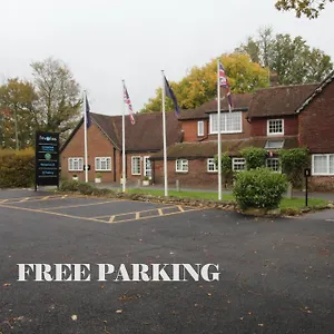 Trivelles Waterhall Country Gatwick & Airport Parking Séjour à la campagne