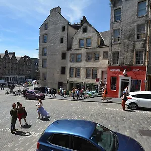 The West Bow, Old Town Apartment